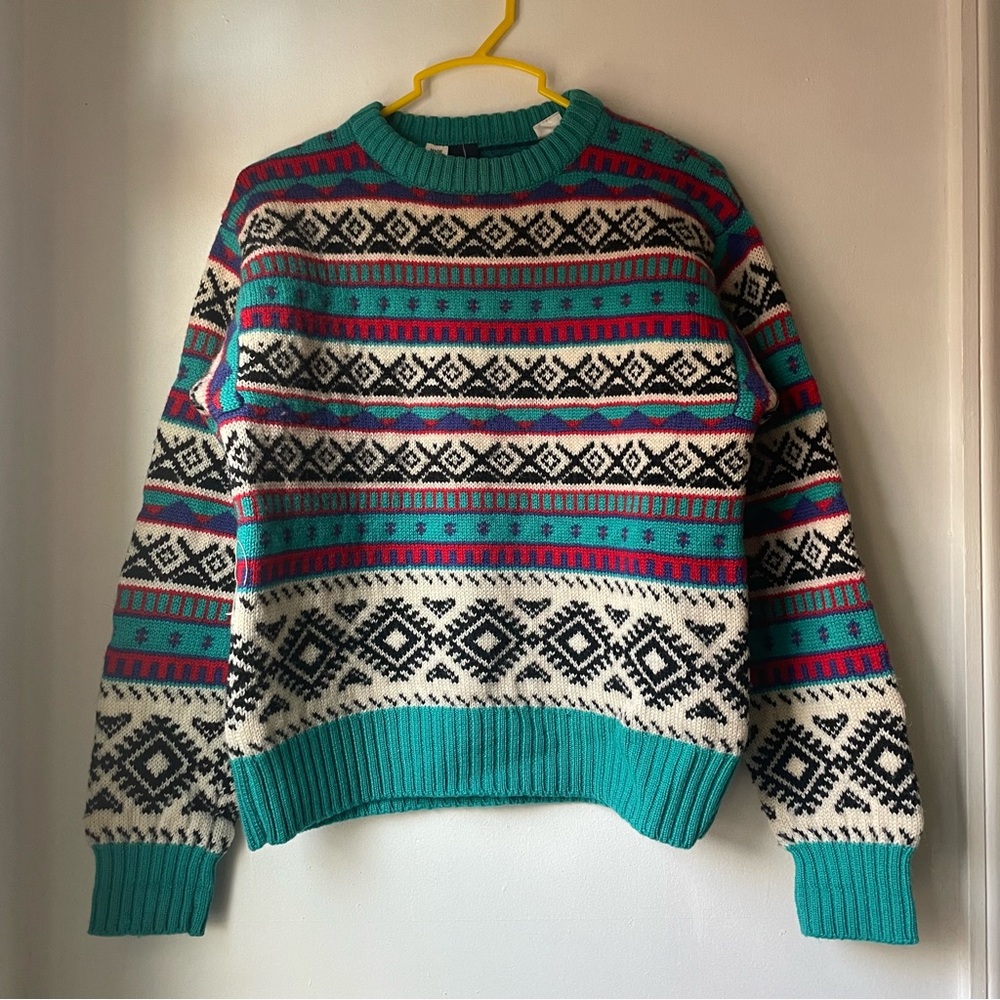 Vintage wool sweater 🐑